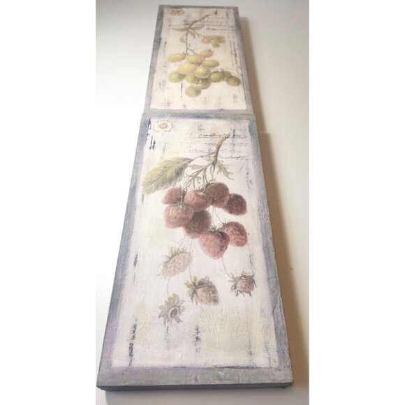 Painted Lightwood Stawberries Grapes Older Vintage Kitchen Display Pieces - Picture 8 of 9